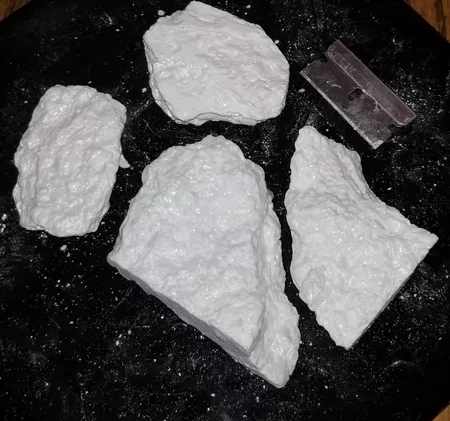 pure flake cocaine - Pura Blanco